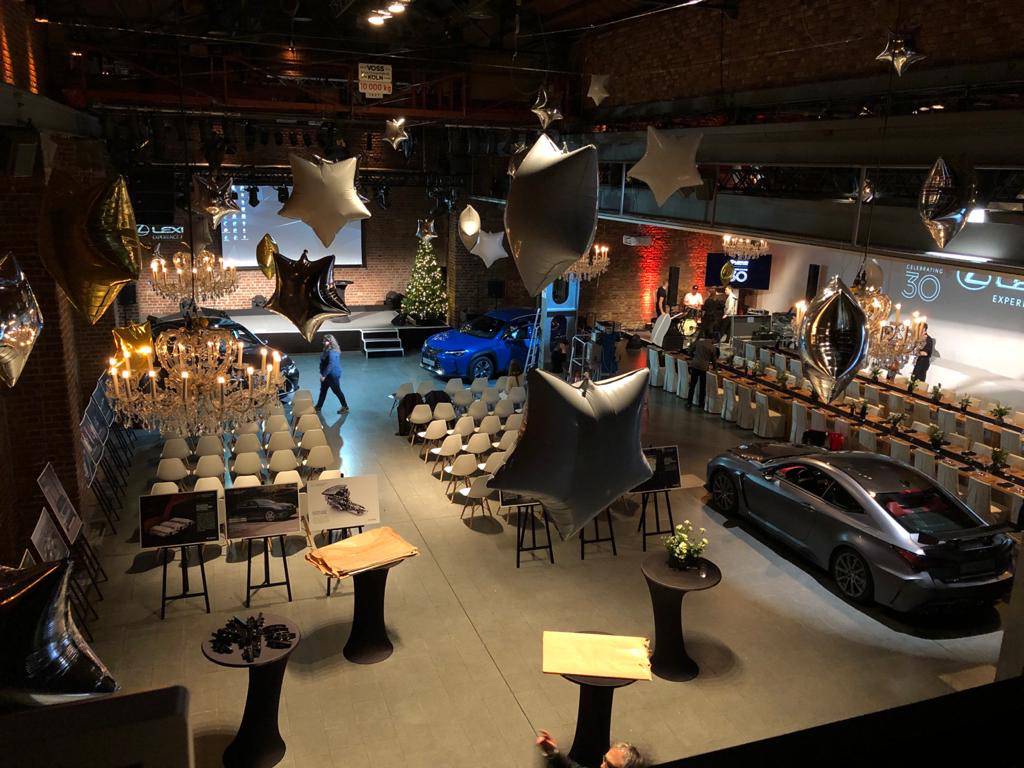 Lexus 30 Jahre Automobile Innovation Kf Live Gmbh